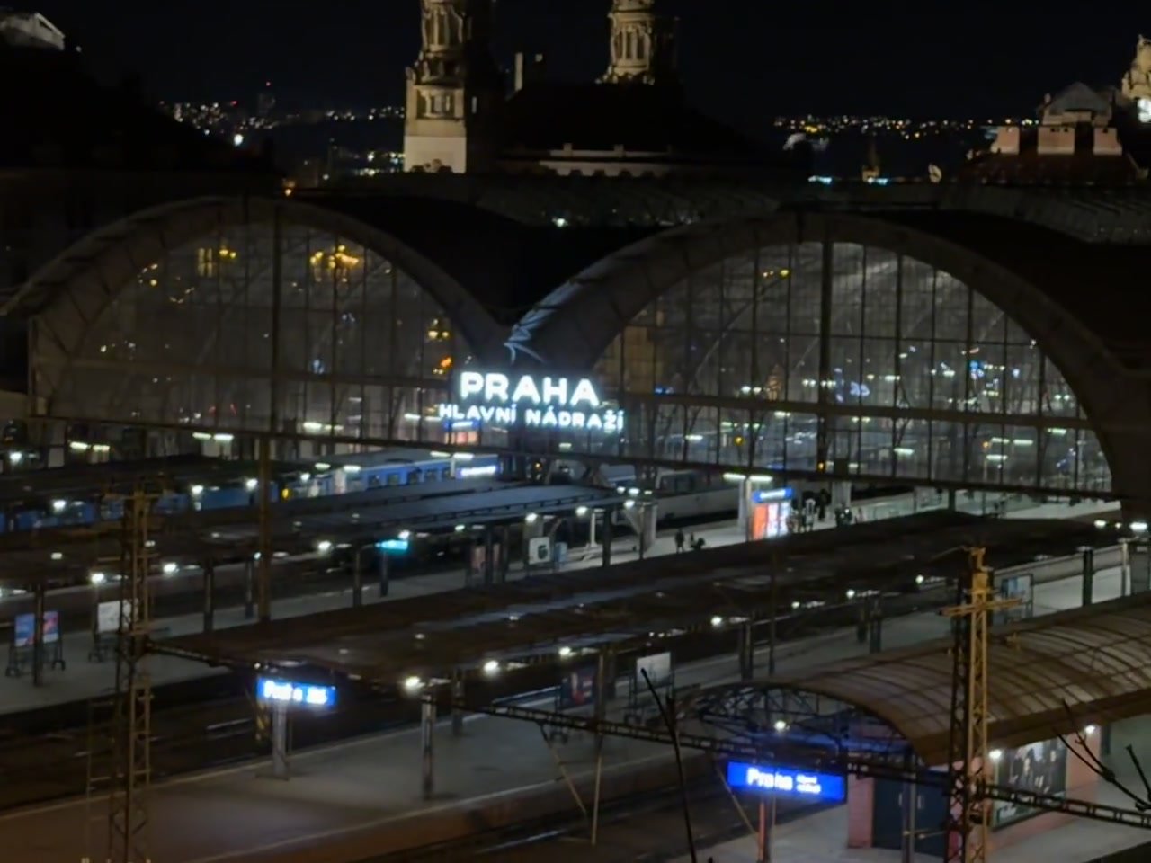 Prague Main Station (Praha hlavní nádraží)